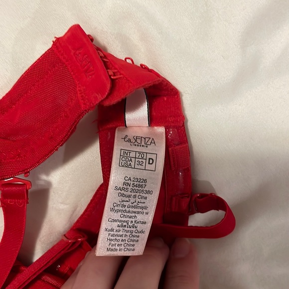 La Senza Bra - Picture 3 of 3